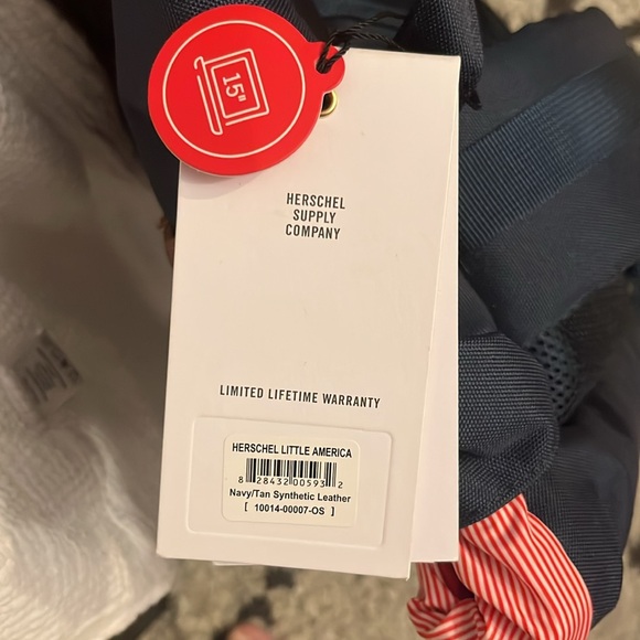 NWT Herschel Little America Backpack in Navy Blue - Picture 8 of 8